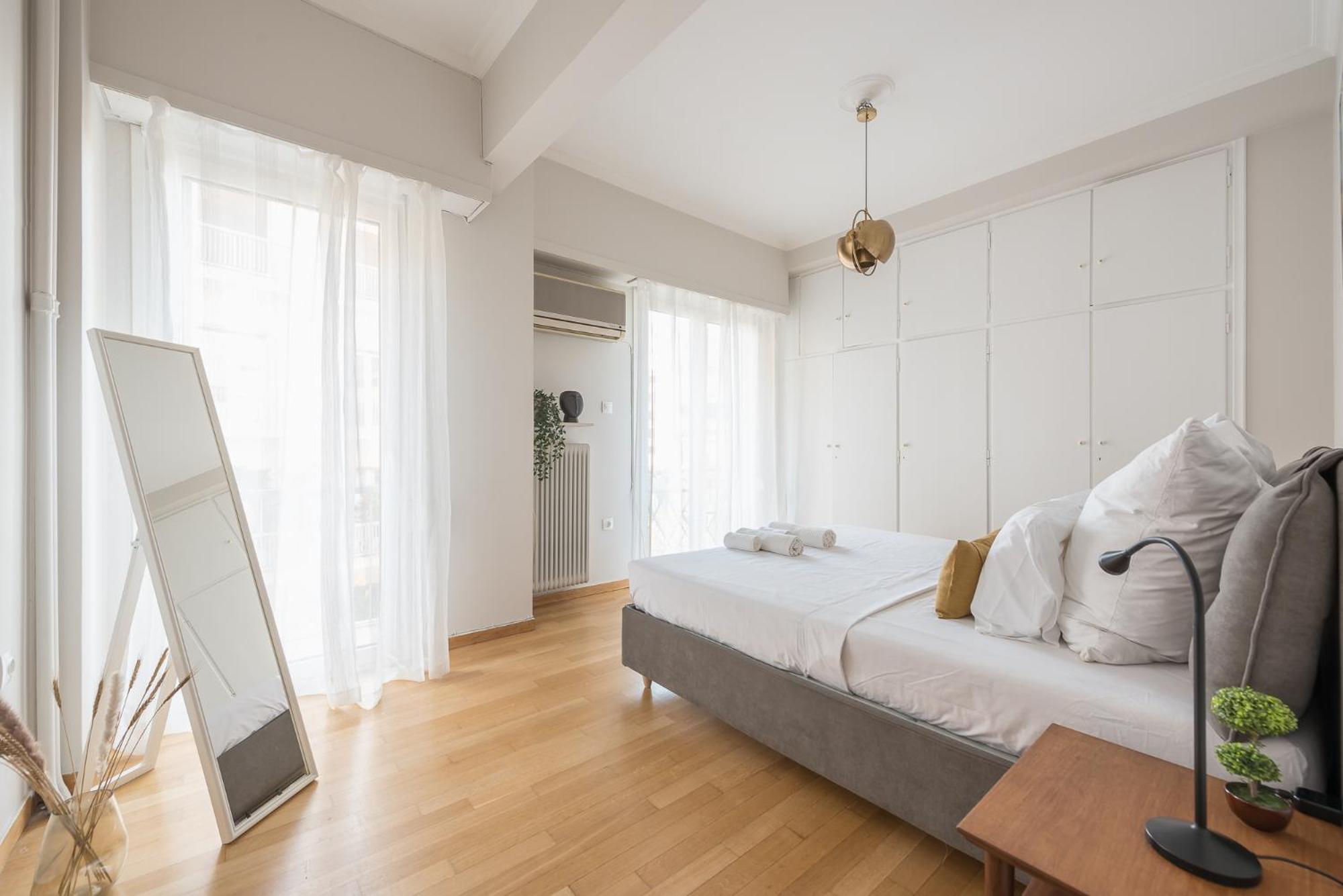 Spacious 2Bds Apt With Acropolis View In Center Atina Dış mekan fotoğraf