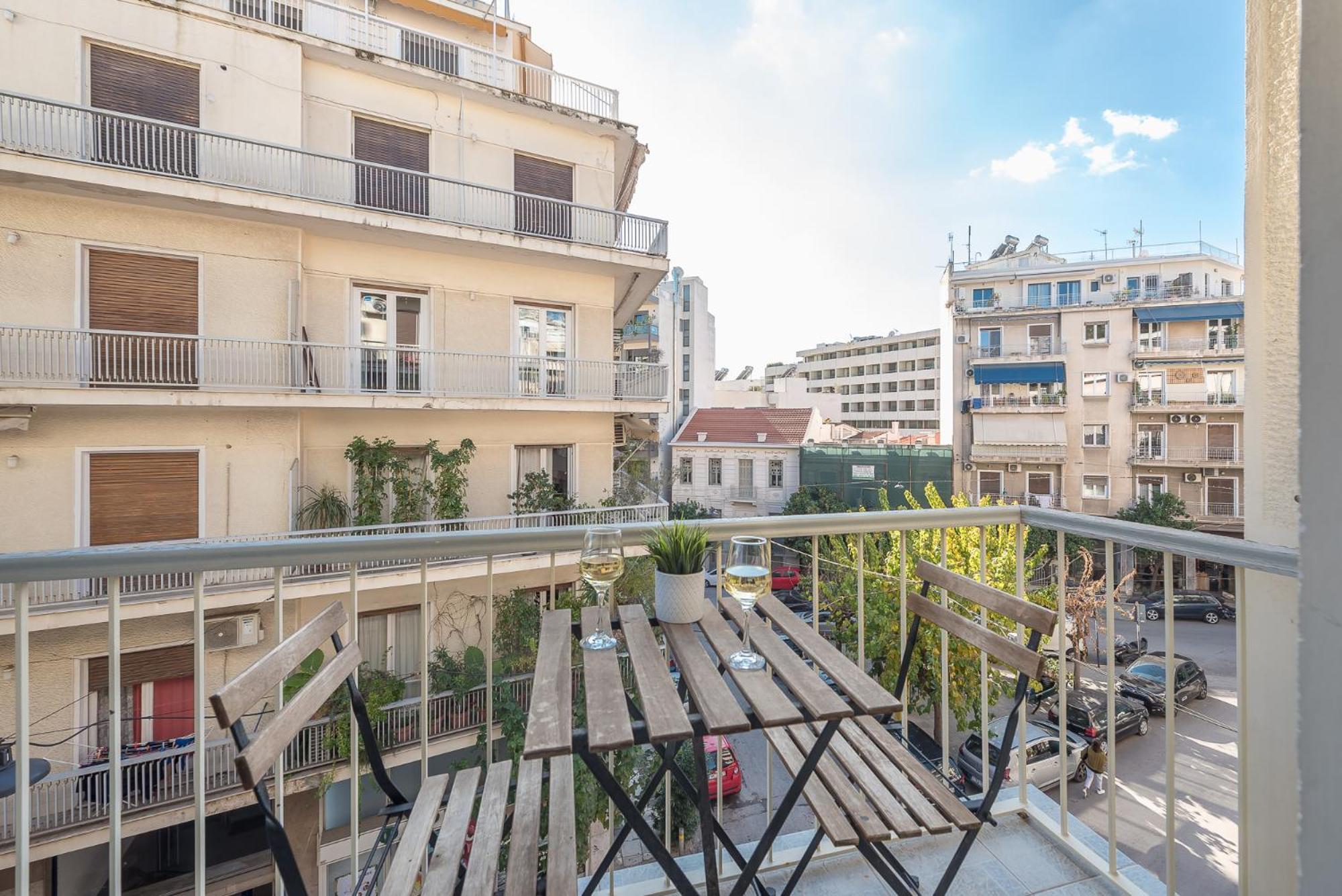 Spacious 2Bds Apt With Acropolis View In Center Atina Dış mekan fotoğraf